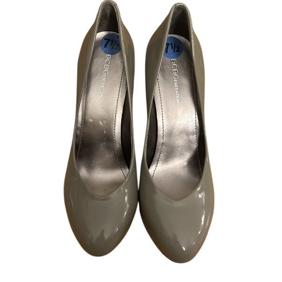 BCBGeneration Gray Patent Leather Heels Size 7.5 - Picture 3 of 7
